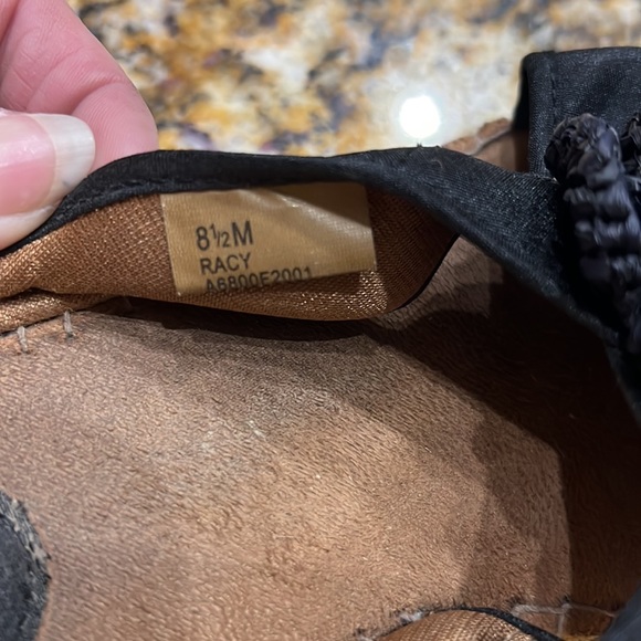 Life stride shoes. Size 8.5 - Picture 3 of 3